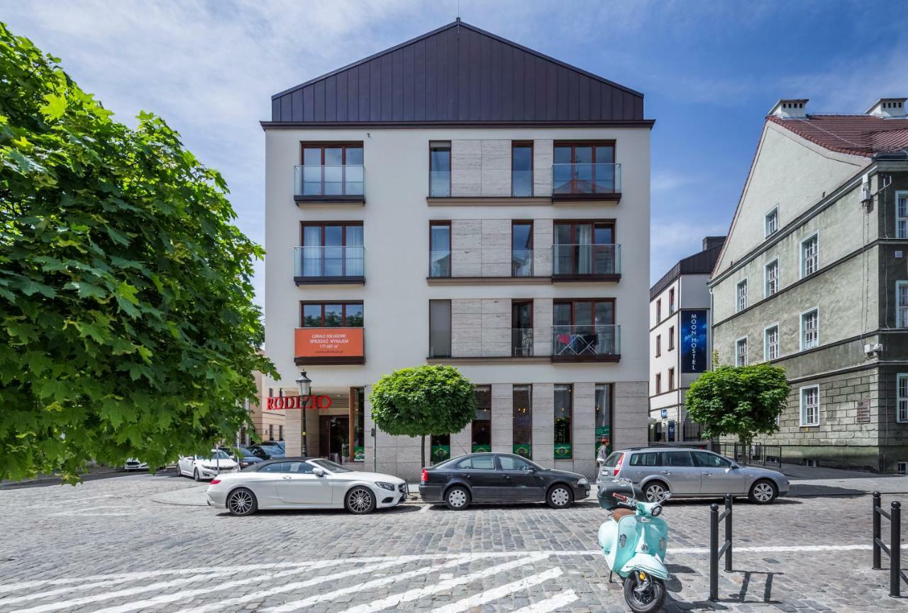 Unic Apartments Dominikanska Poznań Buitenkant foto